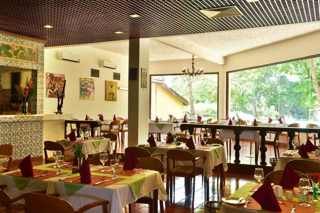 Hotel Pestana Miramar São Tomé Esterno foto