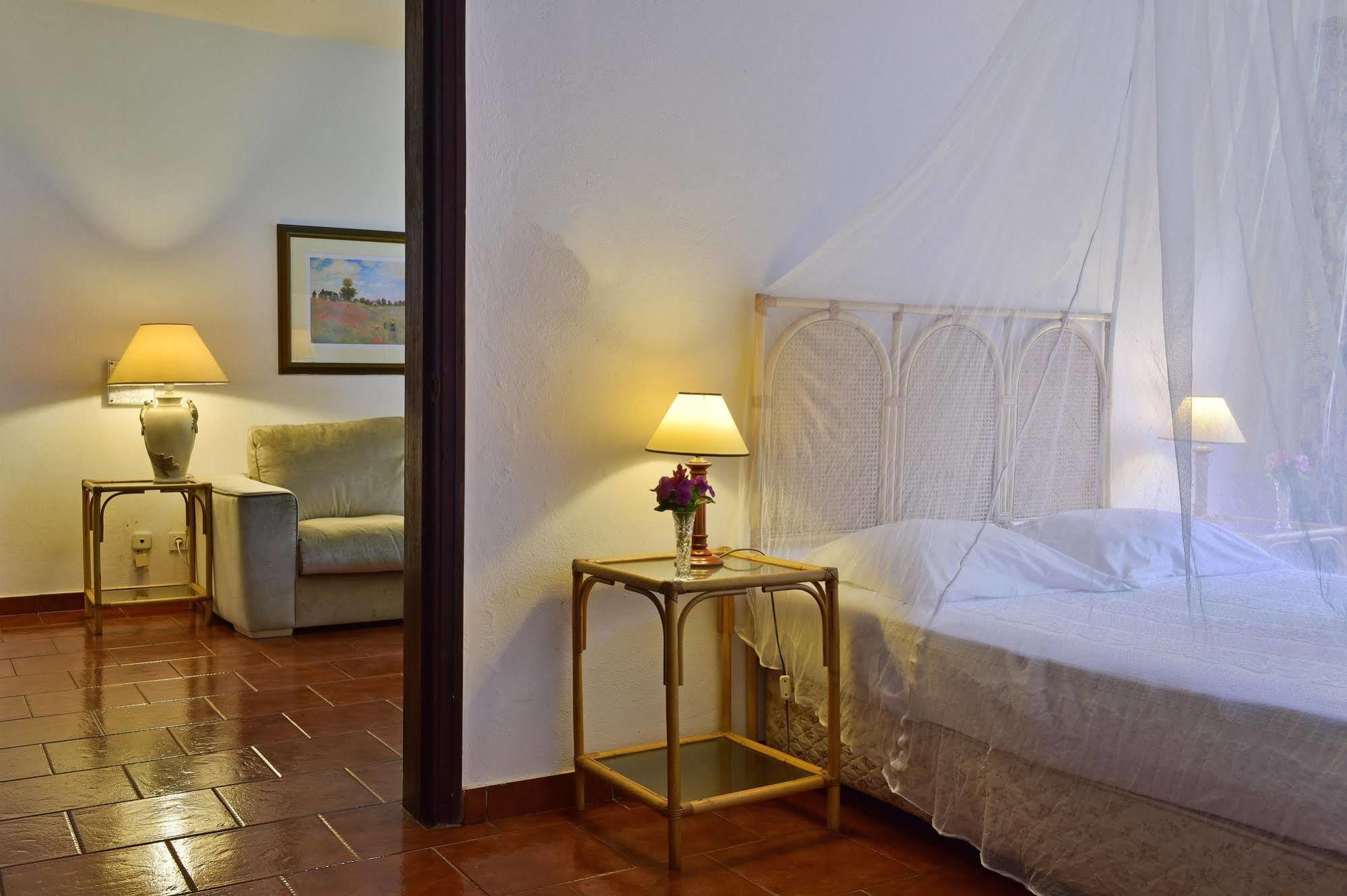 Hotel Pestana Miramar São Tomé Esterno foto